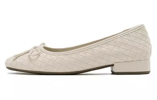 Туфли женские повседневные Women's Casual Shoes Women's Off White Aokang