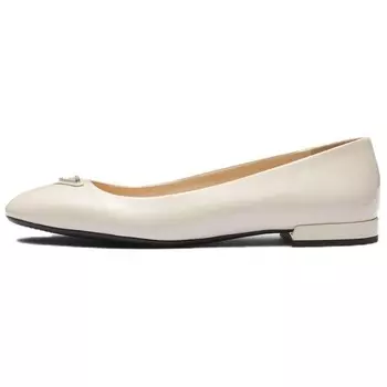 Туфли женские Prada, слоновая кость / белый