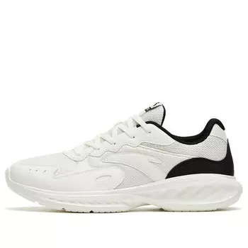 Туманность кроссовок Anta, белый