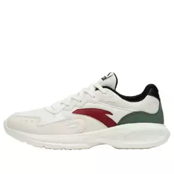 Туманность кроссовок Anta, белый