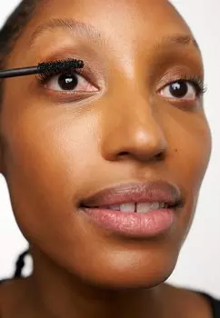 Тушь для ресниц Mascara Volume Unico Thickening ‘Tailor-Made’ Shaping Collistar, цвет black waterproof