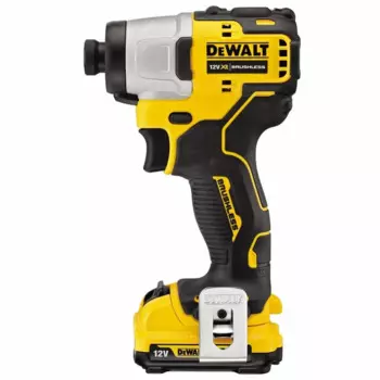 Ударный шуруповерт DeWALT DCF801D2