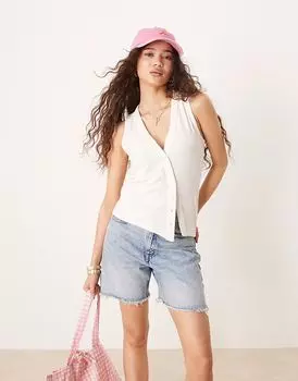 Удлиненная асимметричная майка Abercrombie & Fitch с отделкой в рубчик на пуговицах белого цвета