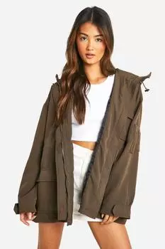 Удлиненная фестивальная куртка с зауженной талией и капюшоном boohoo, хаки