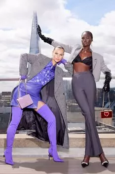 Удлиненное пальто в клетку River Island, черный