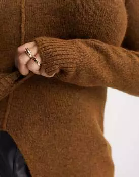 Удлиненный джемпер светло-бежевого цвета с разрезным краем Vero Moda