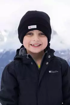 Удобная вязаная теплая шапка с мягкой подкладкой из тинсулейта Mountain Warehouse, черный