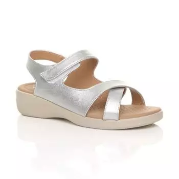 Удобные сандалии из искусственной кожи на низкой танкетке с ремешками AJVANI, серебро