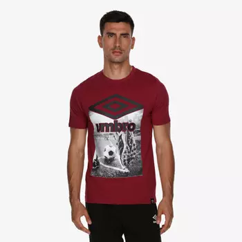 Уголок футболки Umbro, красный