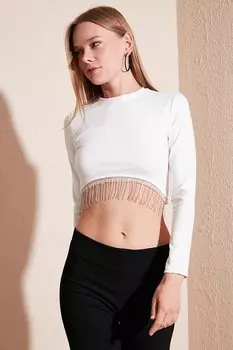 Укороченная блузка приталенного кроя с круглым вырезом и цепочкой 5865397 Lela, белый