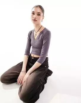 Укороченная фиолетовая балетная футболка Reclaimed Vintage с кружевной отделкой