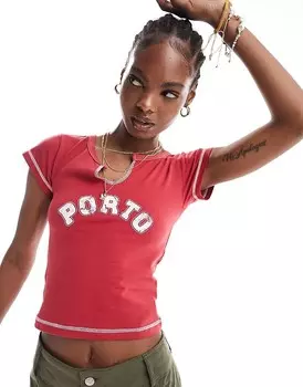 Укороченная футболка Daisy Street с вырезом спереди и графикой Porto