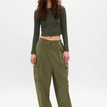 Укороченная футболка с длинными рукавами Gap, зеленый