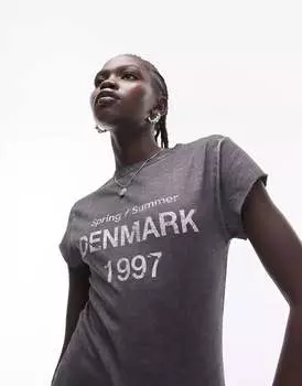 Укороченная футболка темно-серого цвета Topshop с графическим принтом «Дания»