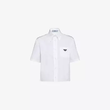 Укороченная хлопковая рубашка с логотипом-пластикой Prada, белый