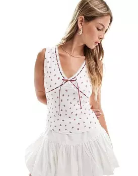 Укороченная майка Cotton On кремового цвета с V-образным вырезом, галстуком-бабочкой и цветочным принтом