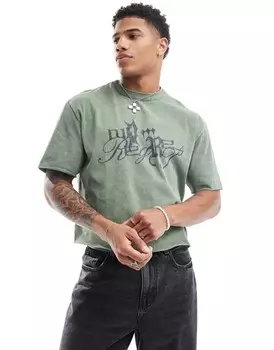 Укороченная свободная футболка ASOS DESIGN из плотной ткани плотностью 220 г/м с гранжевым принтом и необработанным краем по краю