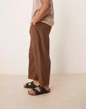 Укороченные брюки ASOS DESIGN с льняной смесью и защипами спереди коричневого цвета