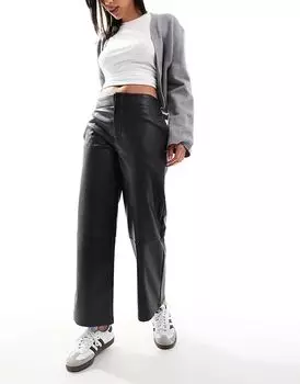 Укороченные брюки из искусственной кожи черного цвета ASOS DESIGN