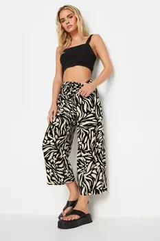 Укороченные брюки с принтом широкого кроя Pixiegirl Petite, черный