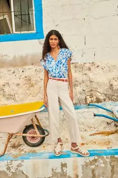 Укороченные джинсы Tia широкого кроя White Stuff, бежевый