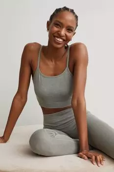 Укороченный бесшовный топ в рубчик H&amp;M, светло-зеленый хаки