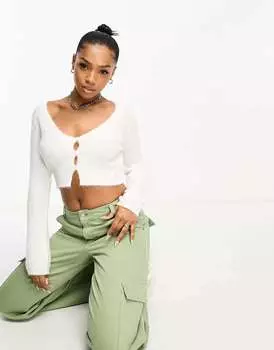 Укороченный кардиган ASOS из пушистой пряжи кремового цвета