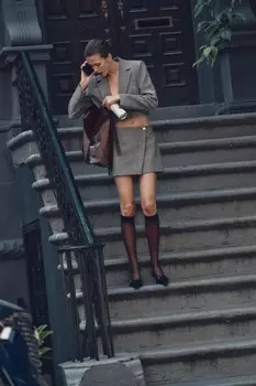 Укороченный пиджак с металлической нитью ZARA, серый