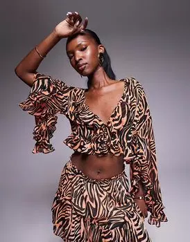 Укороченный топ AFRM с рукавами-оборками в цвете омбре-зебра