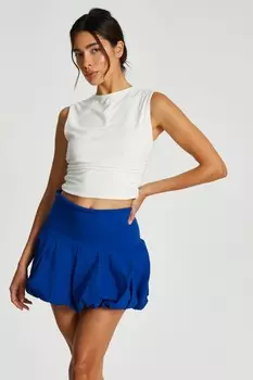 Укороченный топ без рукавов кремового цвета с оборками QUIZ Clothing