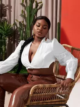 Укороченный топ Slayr, больших размеров, с воротником, вырезом спереди, разрезами по бокам Shein, белый