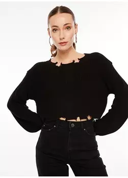Укороченный женский однотонный черный свитер с круглым вырезом Fabrika