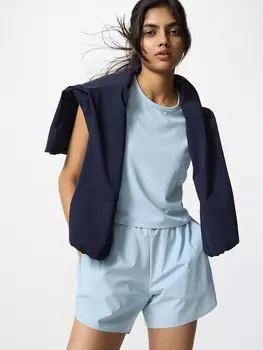 Ультраэластичные шорты для активного отдыха Uniqlo, цвет 61 синий