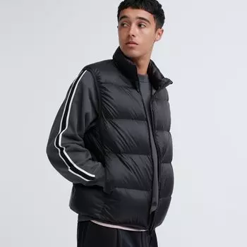 Ультралегкий пуховой жилет Uniqlo, черный