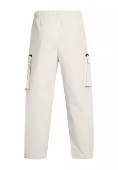 Уличные брюки Under Armour, белый