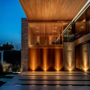 Уличный светильник LEDKIA