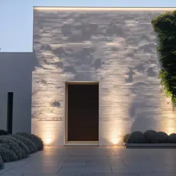 Уличный светильник LEDKIA