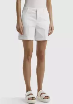 United Colors of Benetton Bermudas, с небольшой отворотом по подолу, кремовый