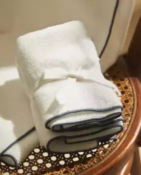 Упаковка хлопковых полотенец для рук с оверлоком (3 шт.) Zara Home, белый
