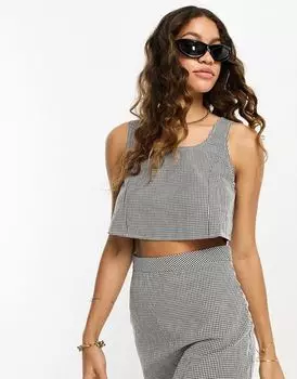 Urban Threads — черный укороченный топ в клетку с круглым вырезом в тон