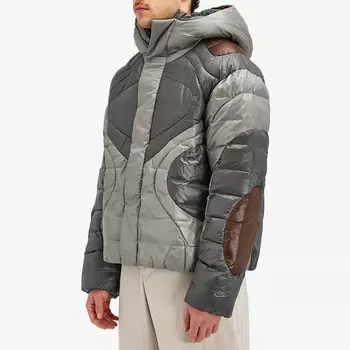Утепленная куртка из атласа Nike Tech Pack