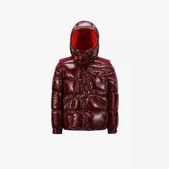 Утепленная куртка-пуховик стандартного кроя с фирменной вышивкой Karakorum Moncler, бургундия
