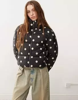 Утепленная куртка-пуховик в черный горошек Monki