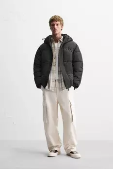 Утепленная куртка с капюшоном ZARA, черный