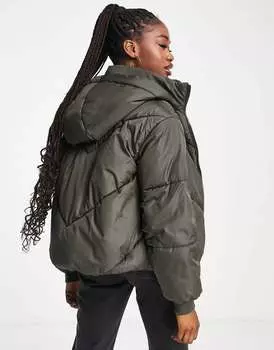 Утепленное пальто с капюшоном Vero Moda цвета хаки