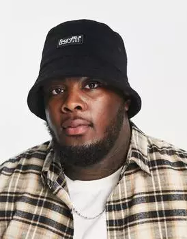 Уютная черная панама Levi's из флиса с логотипом