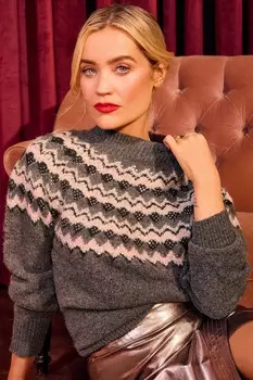 Уютный джемпер в стиле «фэр айл» с горячей починкой Love & Roses, серый