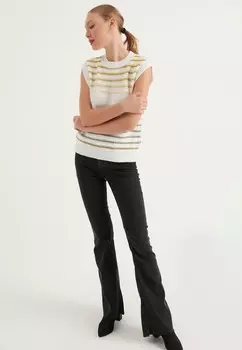 Уютный вязаный свитер Ajour, черный