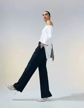 Узкие прямые брюки в тёмно-синюю полоску ASOS DESIGN