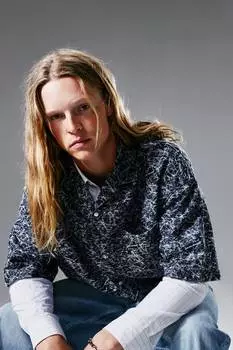 Узорчатая джинсовая рубашка свободного кроя H&M, мультиколор